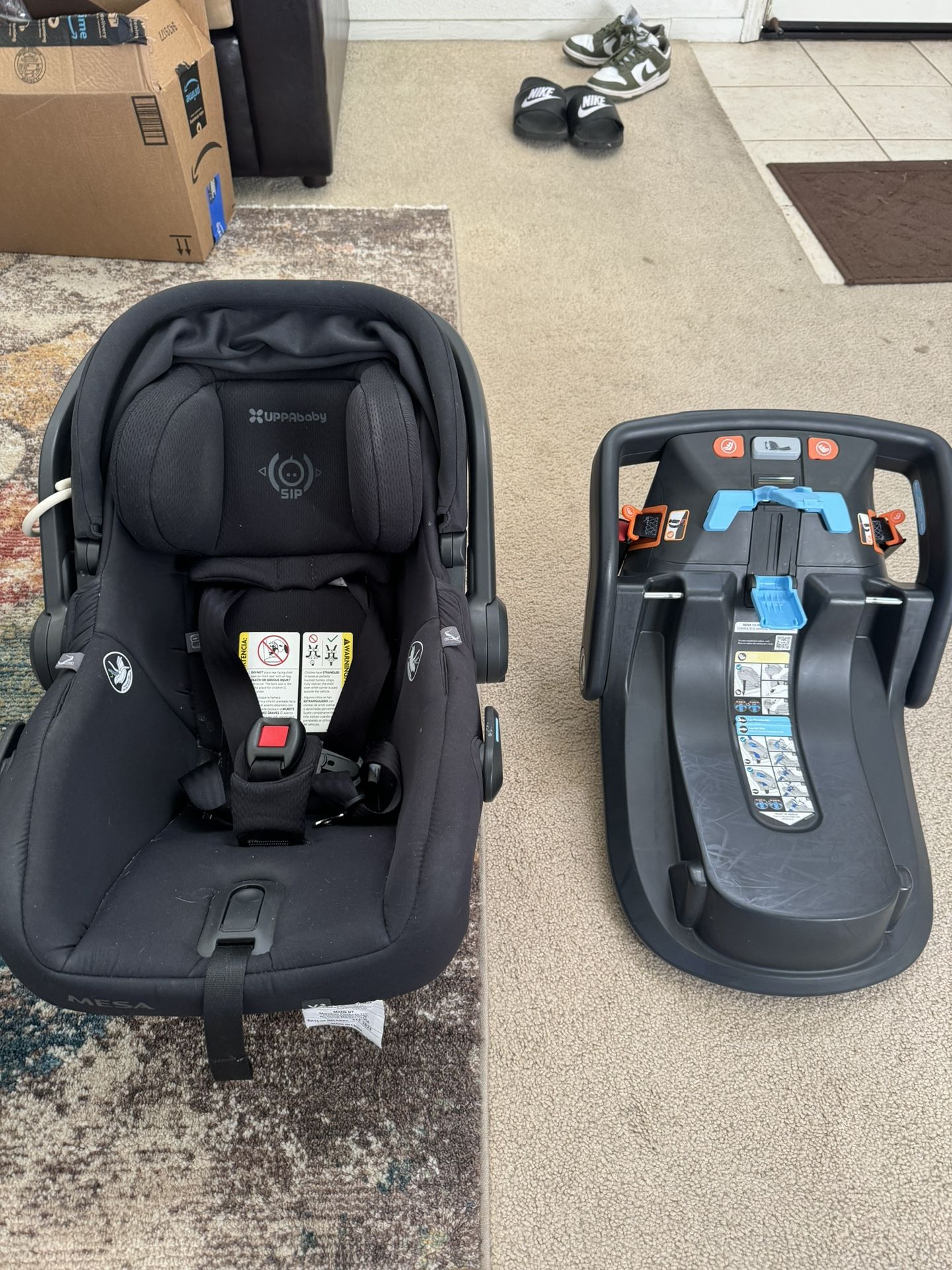 Uppababy Mesa V2 Car seat