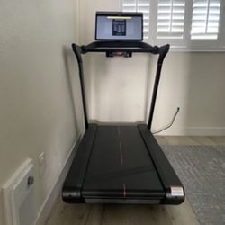 Peloton Treadmill 