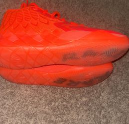 Mb. 1 Mellos Basketball Shoes Size 9,5