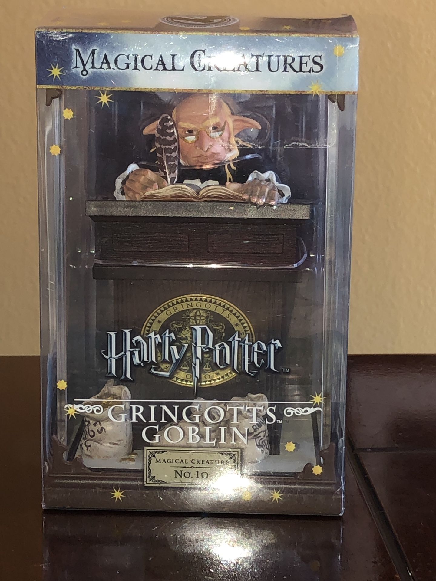 The Noble Collection Harry Potter Magical Creatures: GRINGOTTS GOBLIN