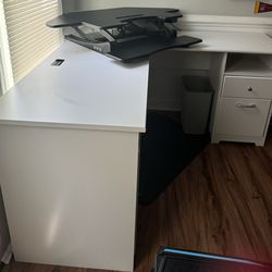 Cabot L-Shaped Executive Desk- White