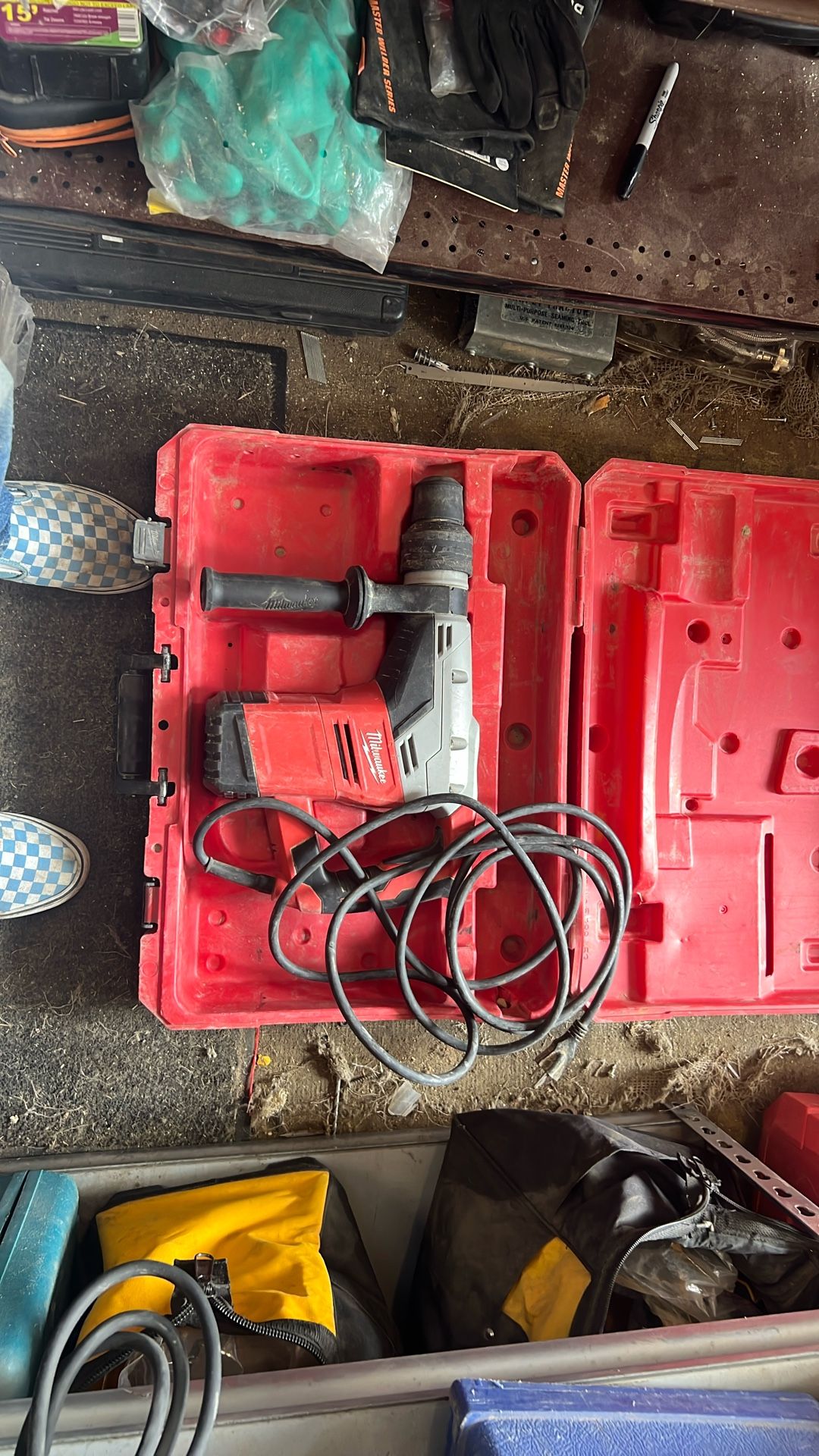 Milwaukee Roto Hammer