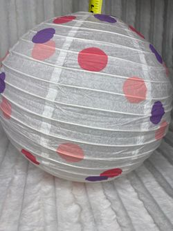 300 White Round Lanterns