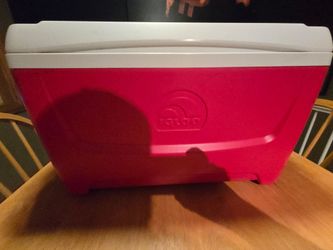 IGLOO Island Breeze 48Q Cooler
