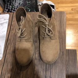 Boys Dress Suede Shows Size 5  