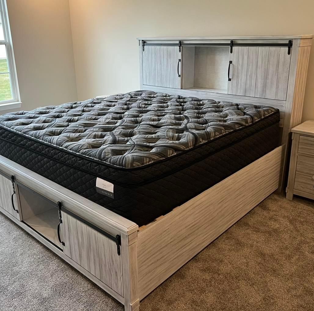 Latex Memory Foam Hybrid Mattresses and Boxspring Queen