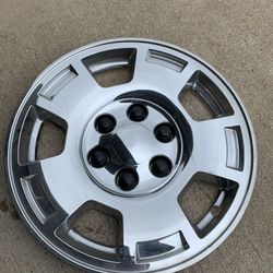 Chrome hubcaps for 17 inch wheels.