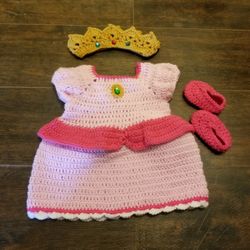 Mario Inspired Princess Outfits Photo Prop