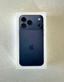 iPhone 17 Pro Max (Unlocked)