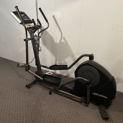 Life Fitness Elliptical X1 Mint