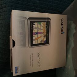 GPS navigator new garmin For Car Hikes 