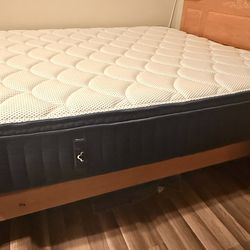 Dreamcloud Premier California King Mattress