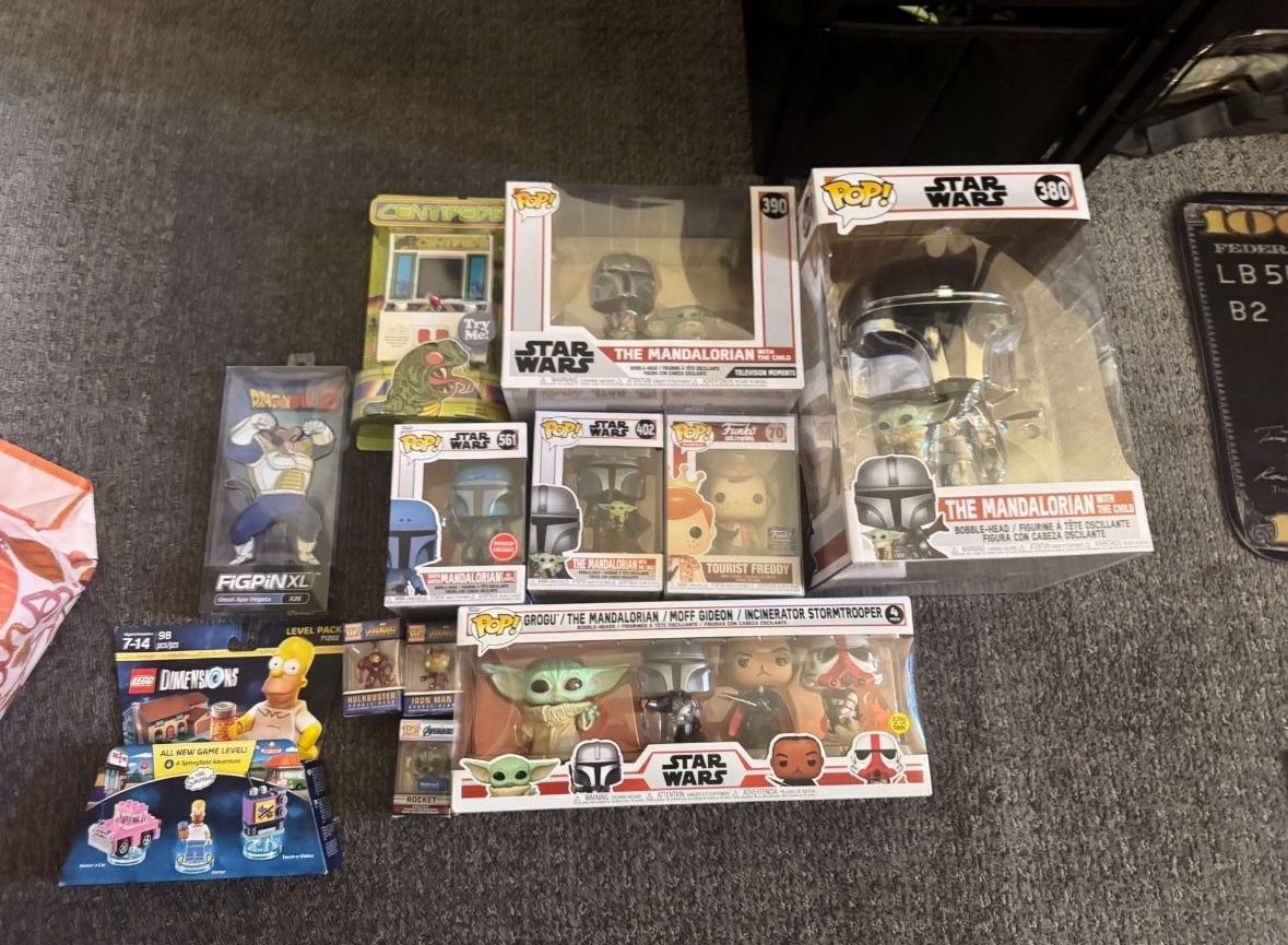 SEND OFFERW !!! NEED GONEFunko Pop/Toy Lot For Sale !!! Cash Only And Pick Up Only!!!