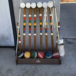 Croquet Set/excellent Condition 