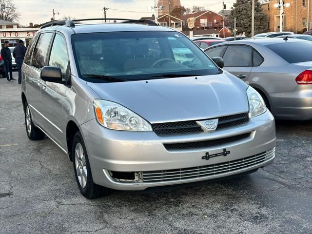 2004 Toyota Sienna