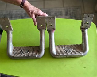 Carr Truck Step Bars – Set of 2