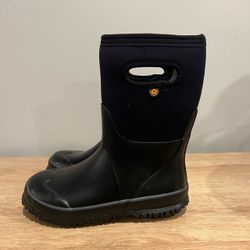 Kids Bogs rain boots size 3