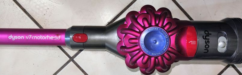 Dyson V7 Motorhead Cordless Vacuum