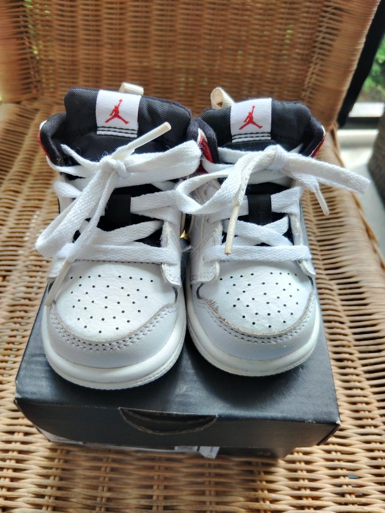 Toddler Jordan Size 5c Used