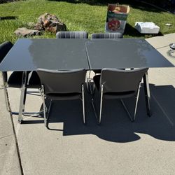 Dining Room Table - Extendable 