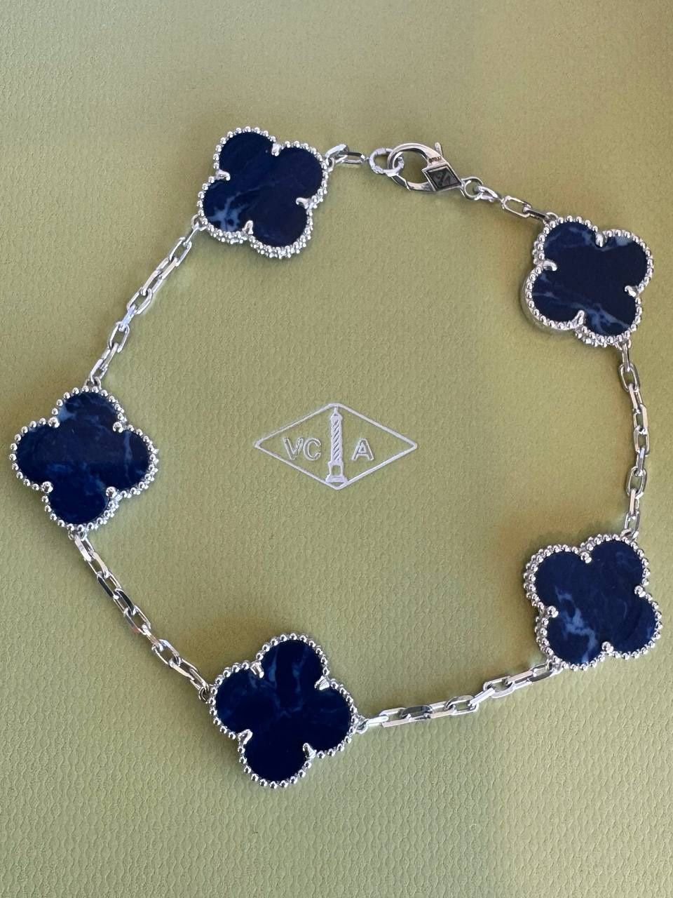 18k white gold Van cleef Alhambra style Blue Pietersite 5 motifs clover shape stone bracelet