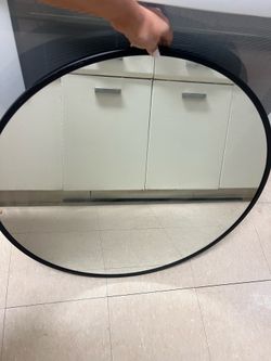 Black round mirror