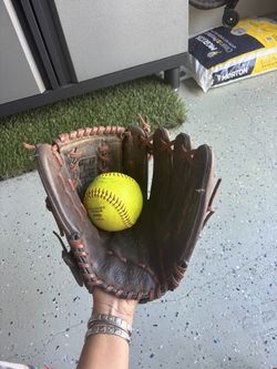 Rawllings Fielding Glove