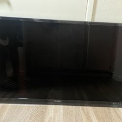 Quattron 3D LED HDTV