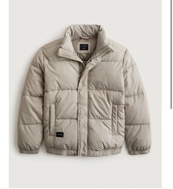 Hollister Puffer Jacket Men’s Extra Large