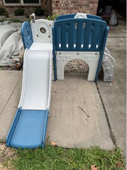 Toddler gym / slide
