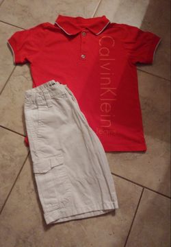 New boy's 2 piece set size 5/6