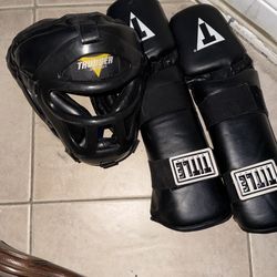 Head and leg gear for mma