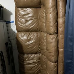 Rooms To Go Leather Sofa