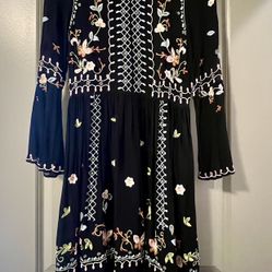 French Connection Bijou Stitch Embroidered Dress – Black 🖤 US 4