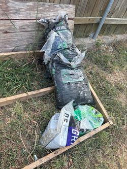 Black Mulch Bags  Garden Mulch