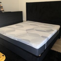 Brand New KING SIZE 65” TALL Black Platform Bed with LIKE NEW 12” Sealy Mattress INCLUDED