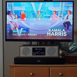 Vizio 43' TV 