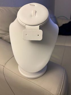 Jewelry holder