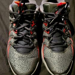 Nike Mens KD17 Basketball Shoes Size 11.5 