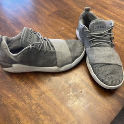 Air Jordan breakout 23 Men’s Size 10 Missing Insoles