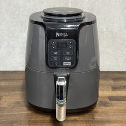 Ninja AF101 4-Quart Air Fryer 1550W Digital Control