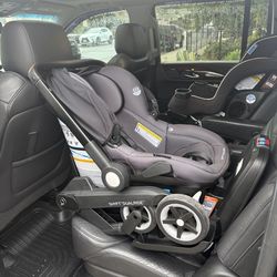 (JUST REDUCED) Evenflo Shyft DualRide Preemie and Infant Car Seat Stroller Combo 3-30lbs with Carryall Storage (Durham Green)