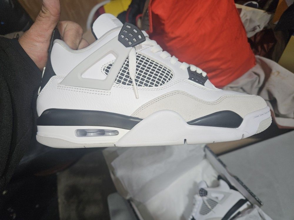 Retro 4s