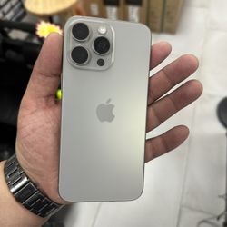 iPhone 15 Pro Max Unlocked 256GB! Finance For $50 Down Payment!!