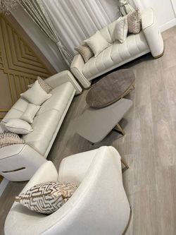 Juego De Sala En Venta.Ask For Price 