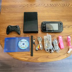 Wii U With Game/Accessories 