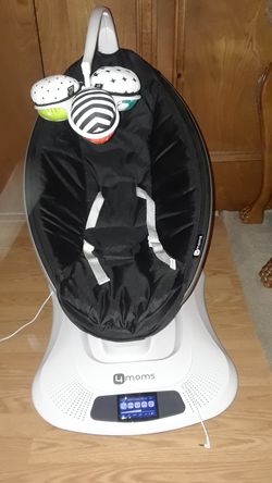 4 moms SWING bouncer