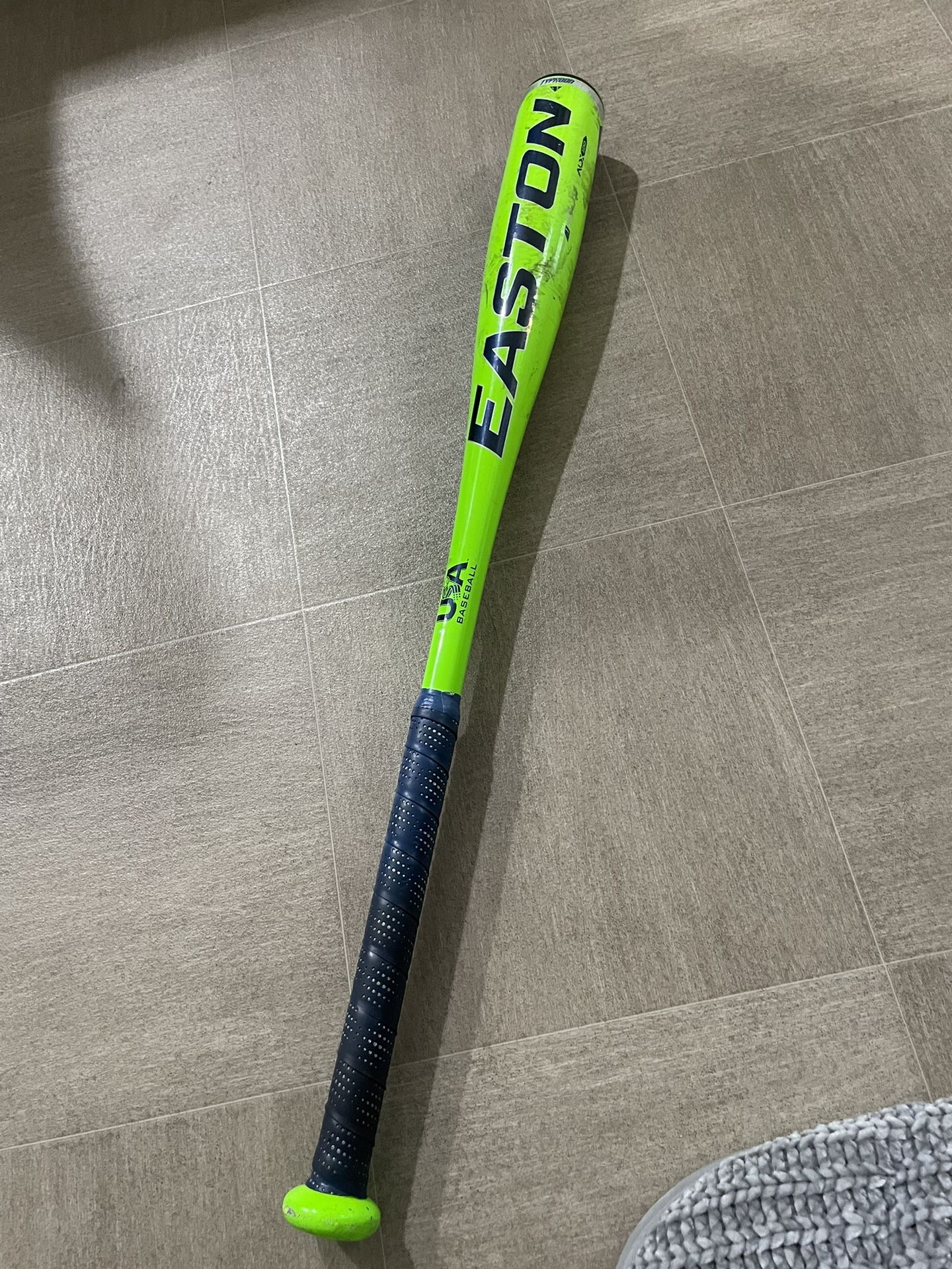 Easton Typhoon Baseball Bat for Sale in Coronado, CA - OfferUp