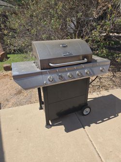 Nexgrill 5-Burner Gas Grill