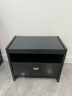 Black Nightstand with Glass Top – Modern (2 Available)